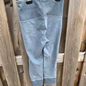 Lululemon pants